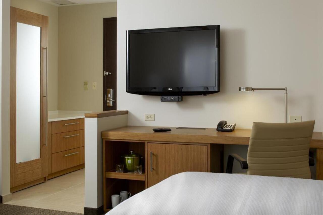 Hyatt Place Ontario/Rancho Cucamonga Bagian luar foto