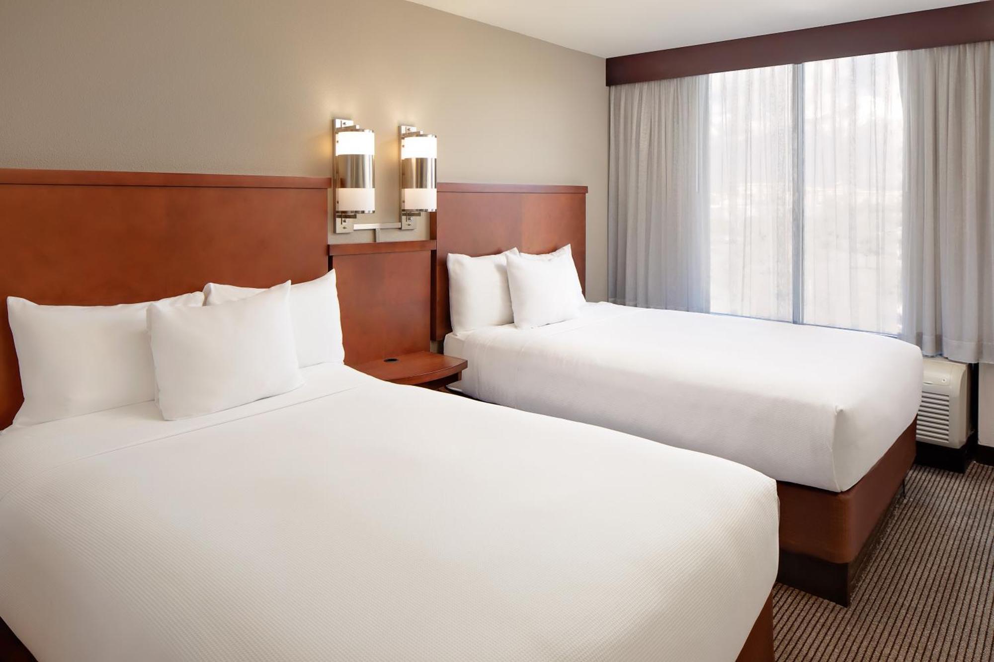 Hyatt Place Ontario/Rancho Cucamonga Ruang foto