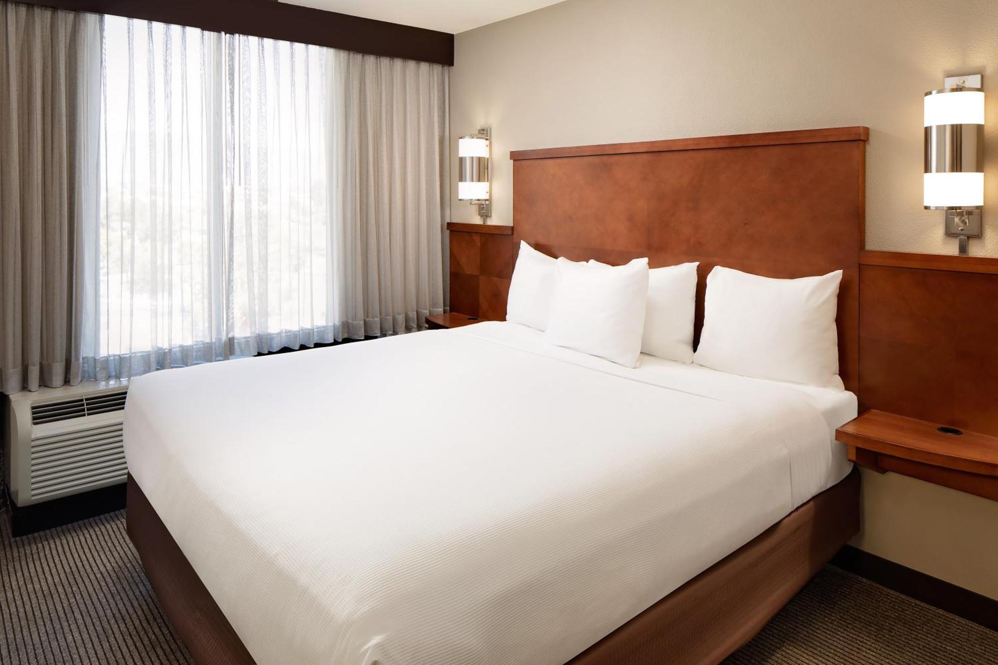 Hyatt Place Ontario/Rancho Cucamonga Ruang foto
