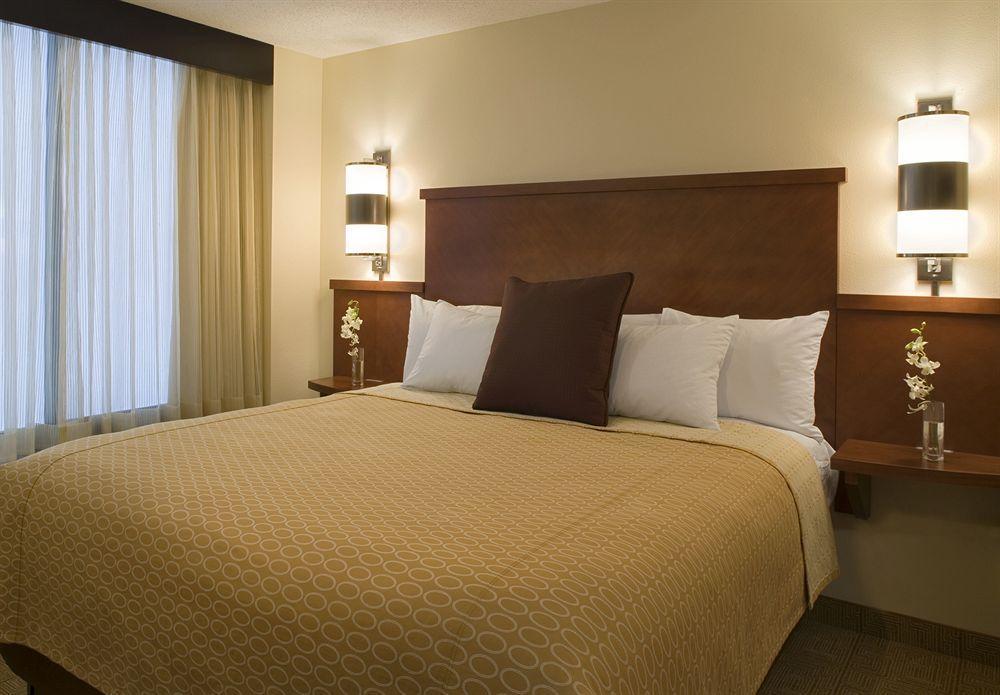 Hyatt Place Ontario/Rancho Cucamonga Bagian luar foto